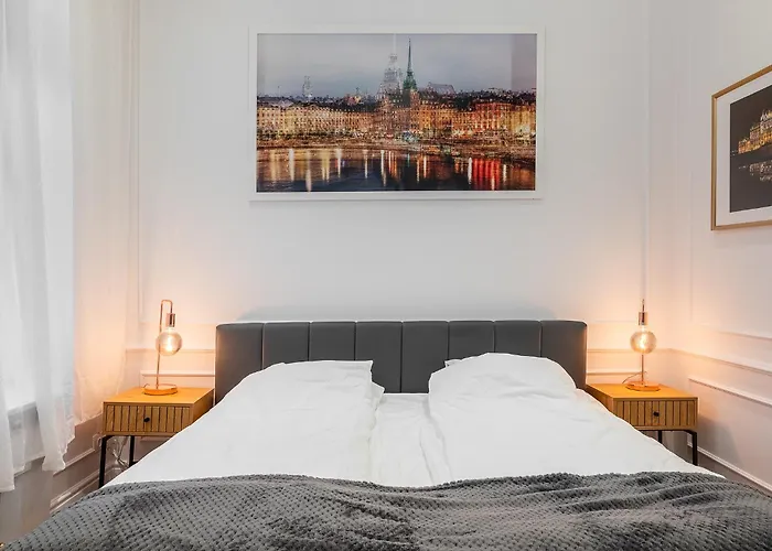 3 Bedroom Classical Apartment With A Modern Touch 2Unit